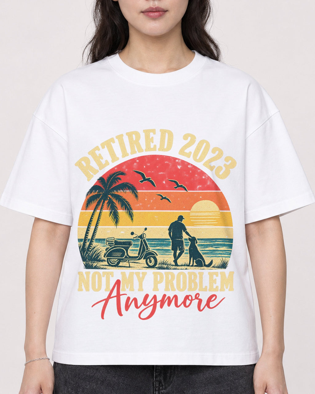 Mockup Boxy Heavyweight Tee White female close-up 03