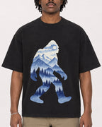 Mockup Boxy Heavyweight Tee Black male close-up 04