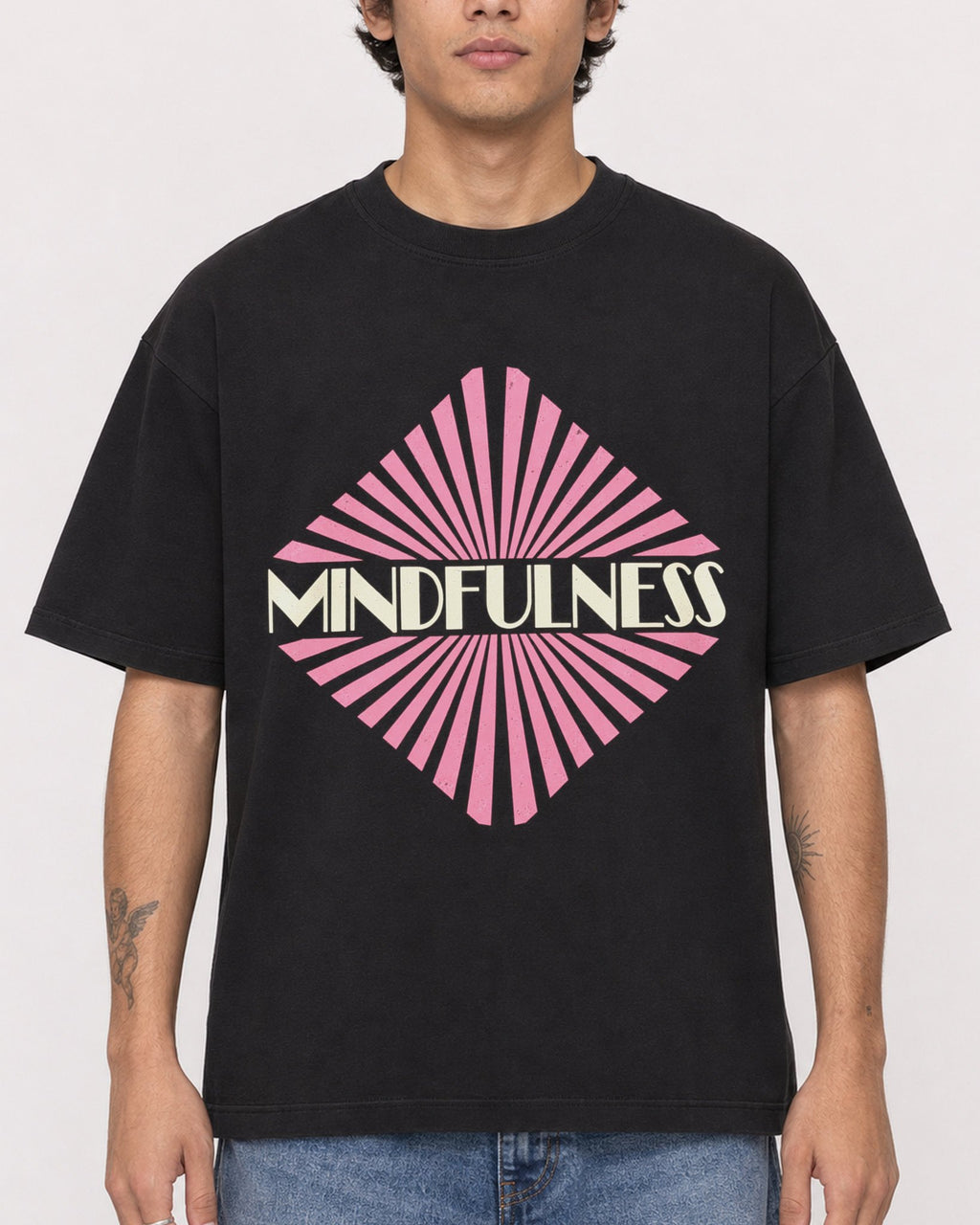 Mockup Boxy Heavyweight Tee Black male close-up 06