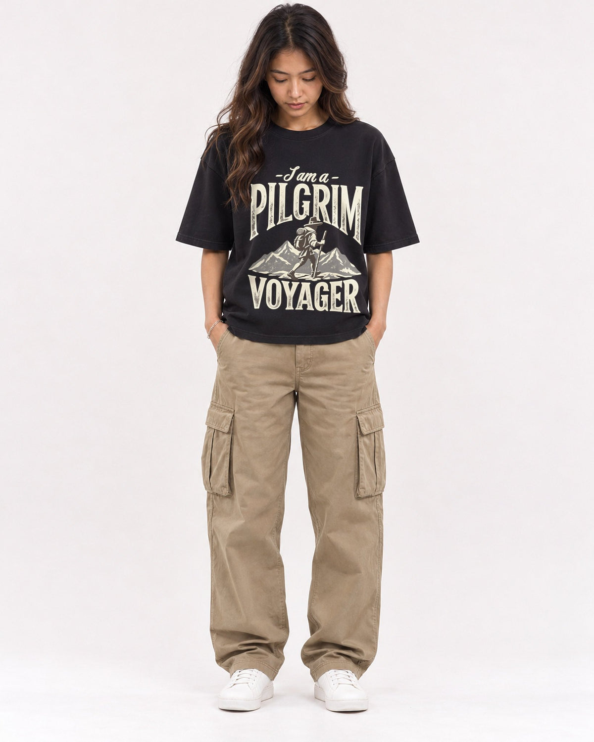 Mockup Boxy Heavyweight Tee Black female full-body 02