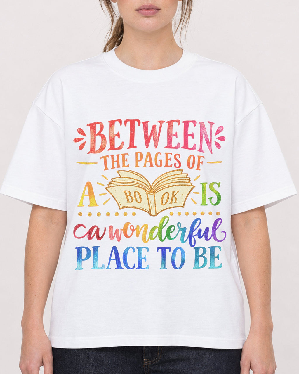 Mockup Boxy Heavyweight Tee White female close-up 29