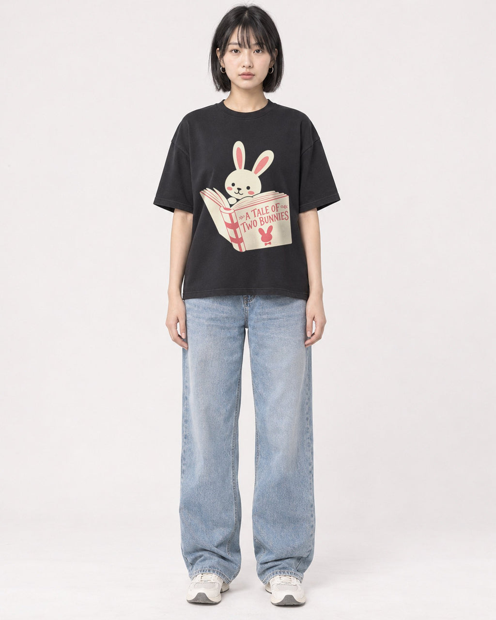 Mockup Boxy Heavyweight Tee Black female full-body 11