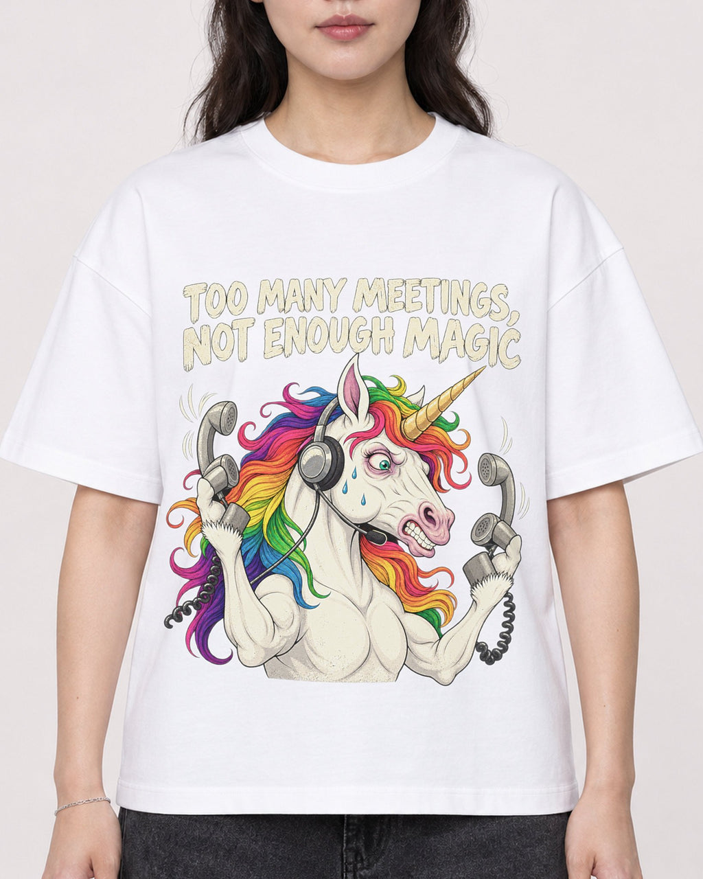 Mockup Boxy Heavyweight Tee White female close-up 03