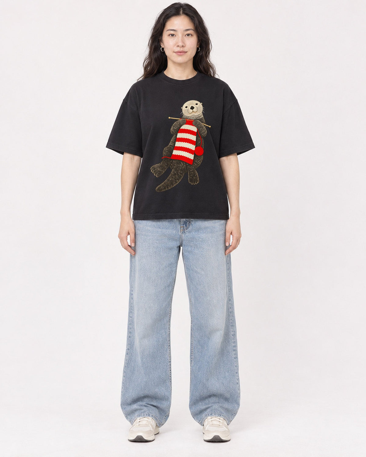 Mockup Boxy Heavyweight Tee Black female full-body 03