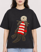 Mockup Boxy Heavyweight Tee Black female close-up 03
