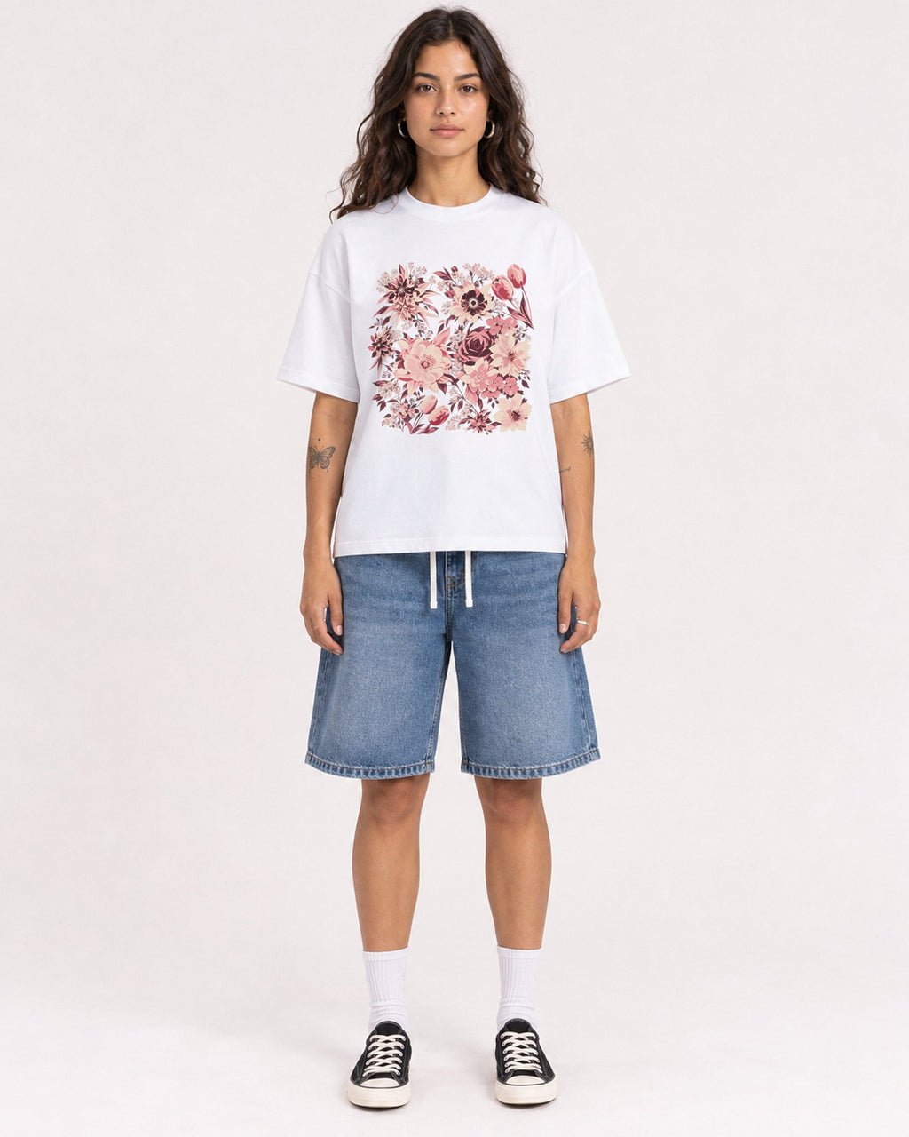 Mockup Boxy Heavyweight Tee White female full-body 06