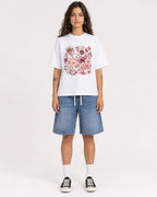 Mockup Boxy Heavyweight Tee White female full-body 06