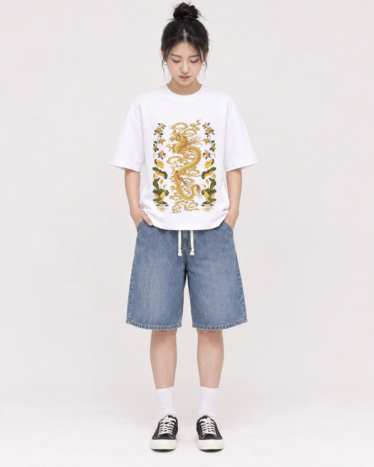 Mockup Boxy Heavyweight Tee White female full-body 41