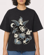 Mockup Boxy Heavyweight Tee Black female close-up 40
