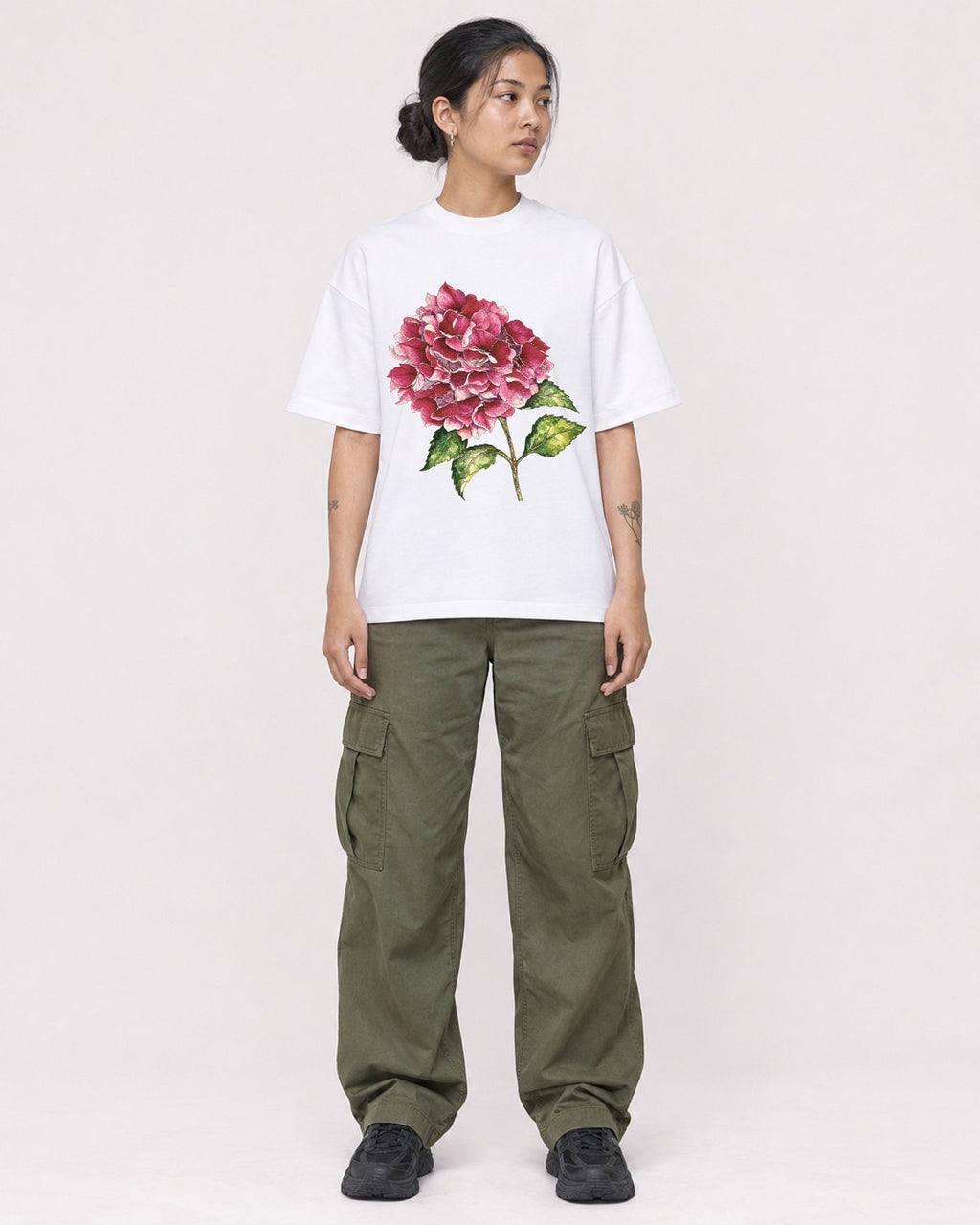 Mockup Boxy Heavyweight Tee White female full-body 12