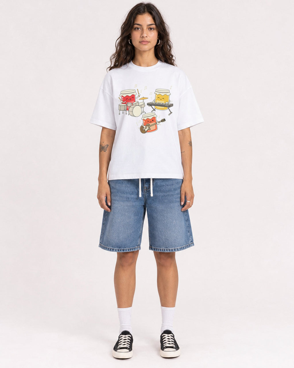 Mockup Boxy Heavyweight Tee White female full-body 06
