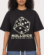Mockup Boxy Heavyweight Tee Black female close-up 05