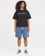 Mockup Boxy Heavyweight Tee Black female full-body 05