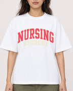 Mockup Boxy Heavyweight Tee White female close-up 02