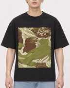 Mockup Boxy Heavyweight Tee Black male close-up 01
