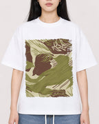 Mockup Boxy Heavyweight Tee White female close-up 01