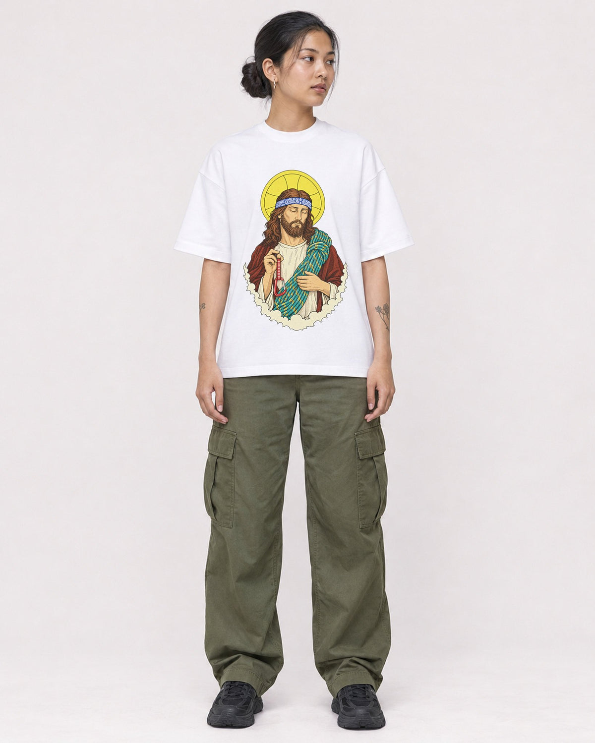 Mockup Boxy Heavyweight Tee White female full-body 12