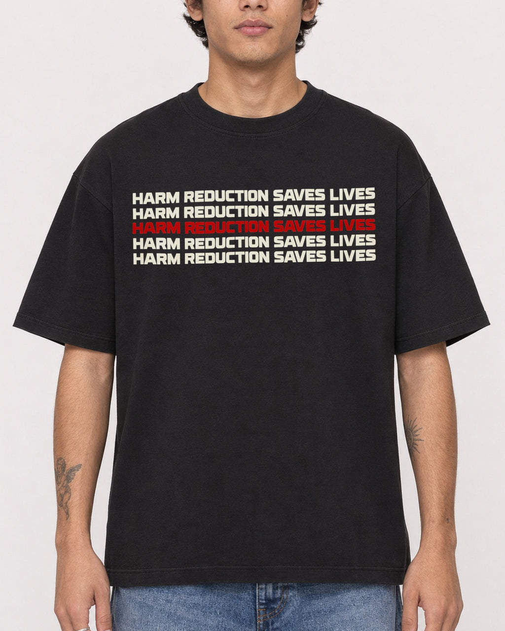 Mockup Boxy Heavyweight Tee Black male close-up 06