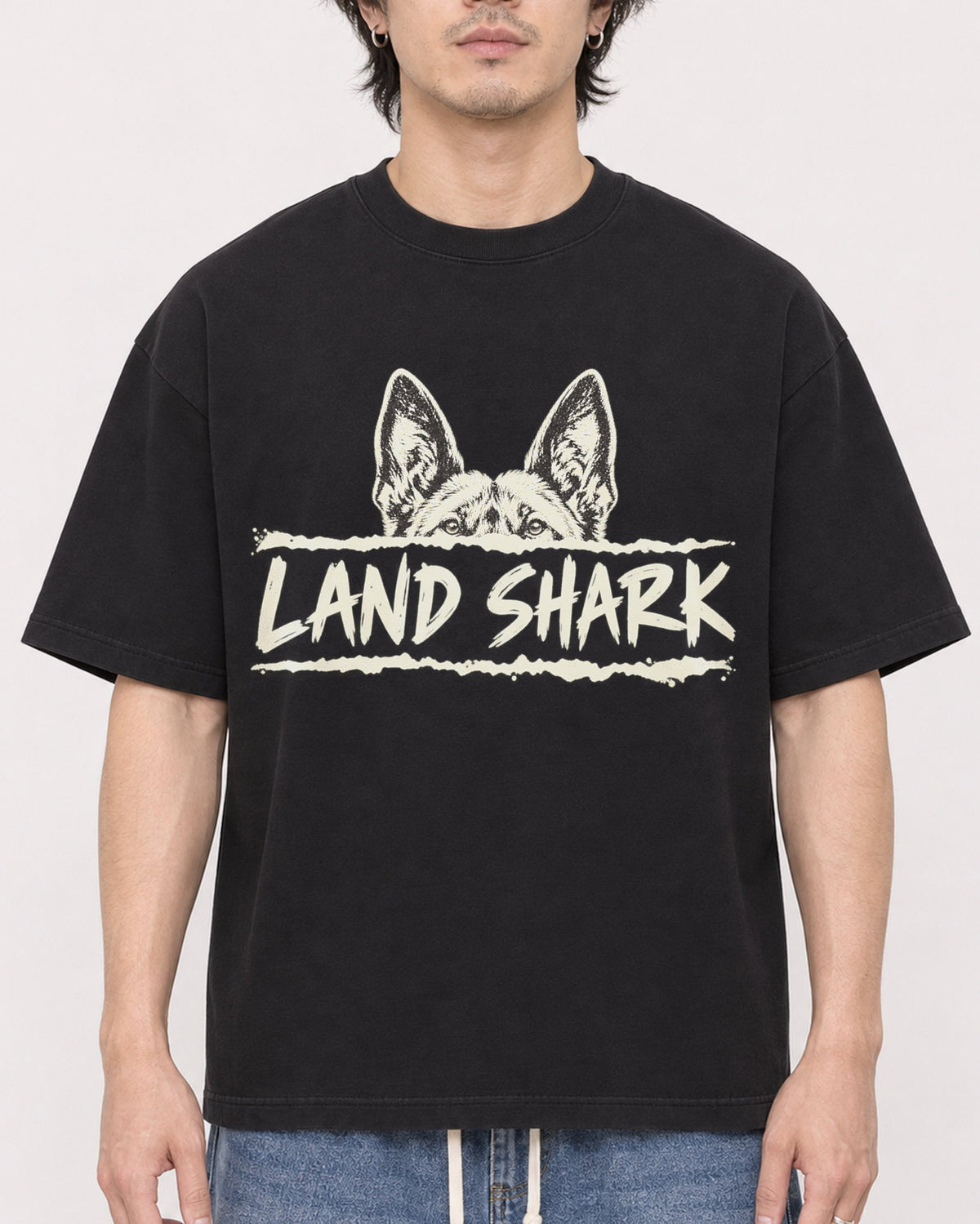 Mockup Boxy Heavyweight Tee Black male close-up 03