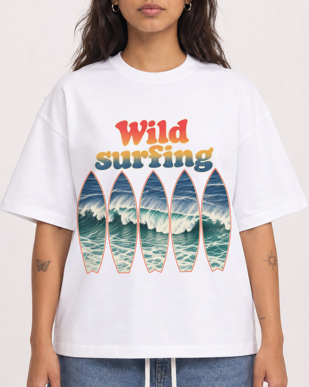 Mockup Boxy Heavyweight Tee White female close-up 06