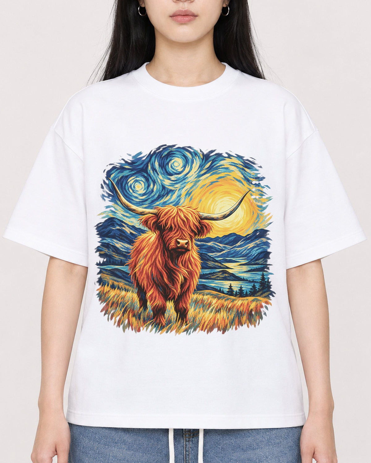 Mockup Boxy Heavyweight Tee White female close-up 01