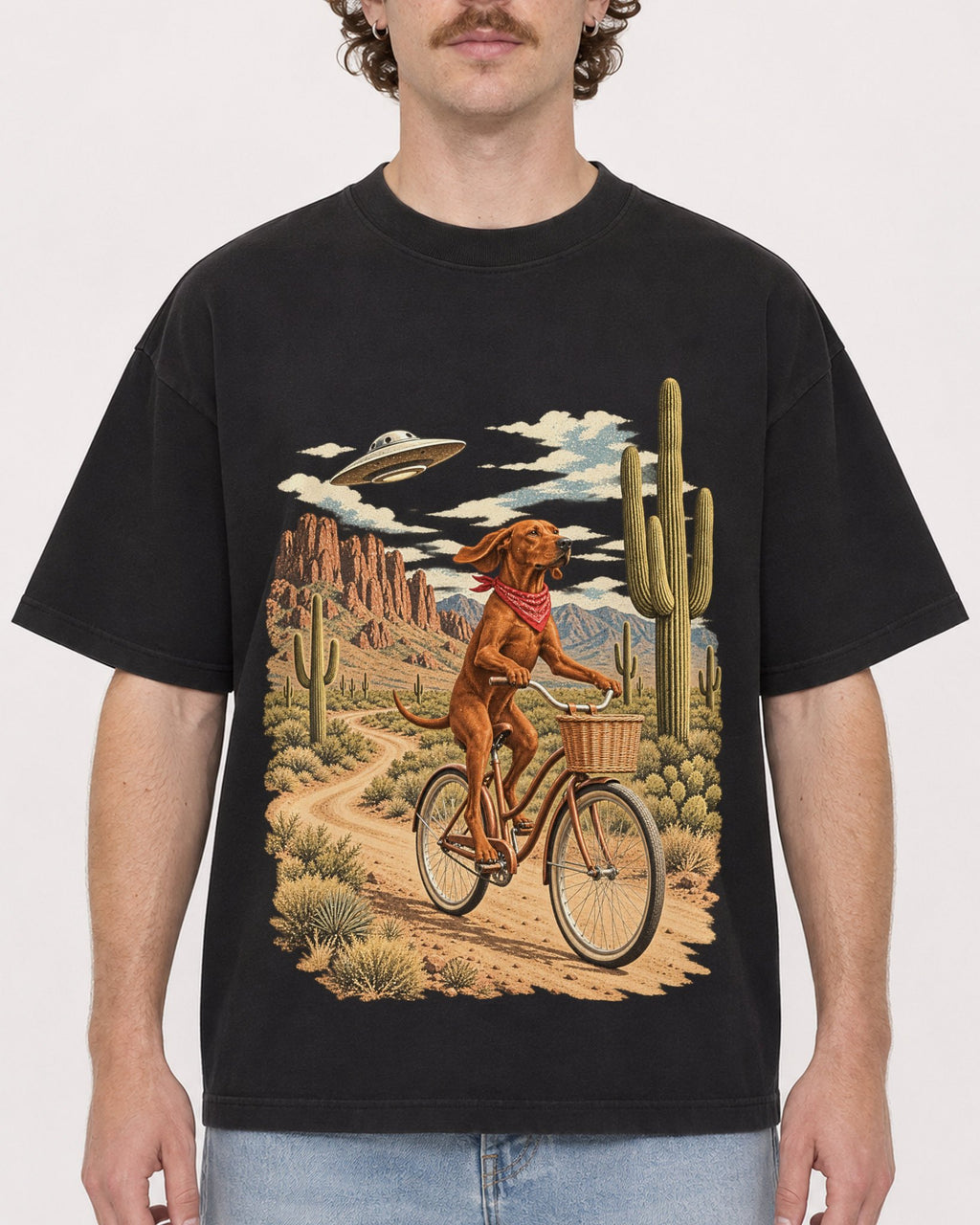 Mockup Boxy Heavyweight Tee Black male close-up 09