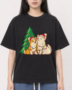 Mockup Boxy Heavyweight Tee Black female close-up 01