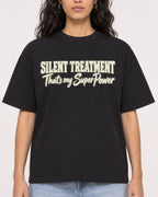 Mockup Boxy Heavyweight Tee Black female close-up 07