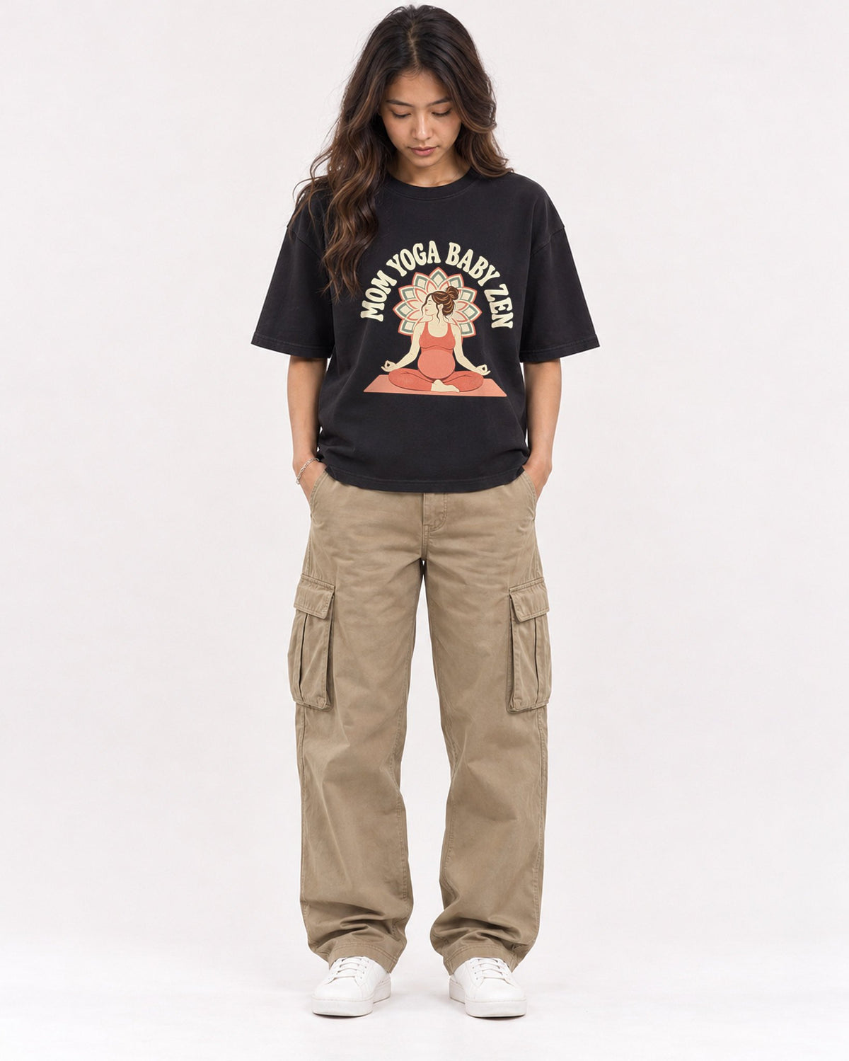 Mockup Boxy Heavyweight Tee Black female full-body 02