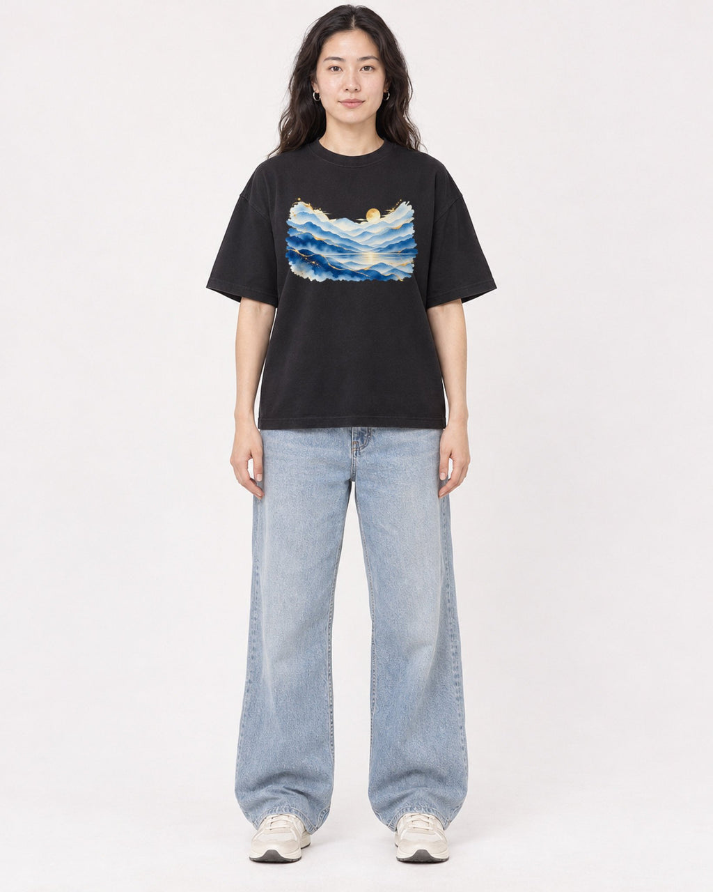 Mockup Boxy Heavyweight Tee Black female full-body 03