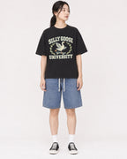 Mockup Boxy Heavyweight Tee Black female full-body 21