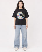 Mockup Boxy Heavyweight Tee Black female full-body 03