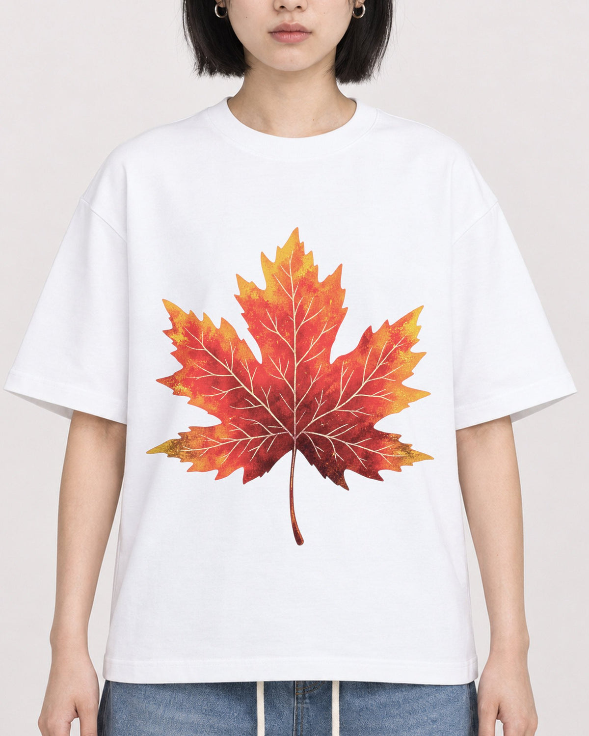 Mockup Boxy Heavyweight Tee White female close-up 11