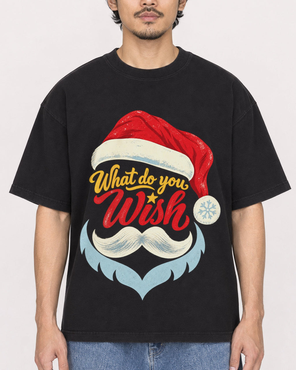 Mockup Boxy Heavyweight Tee Black male close-up 02