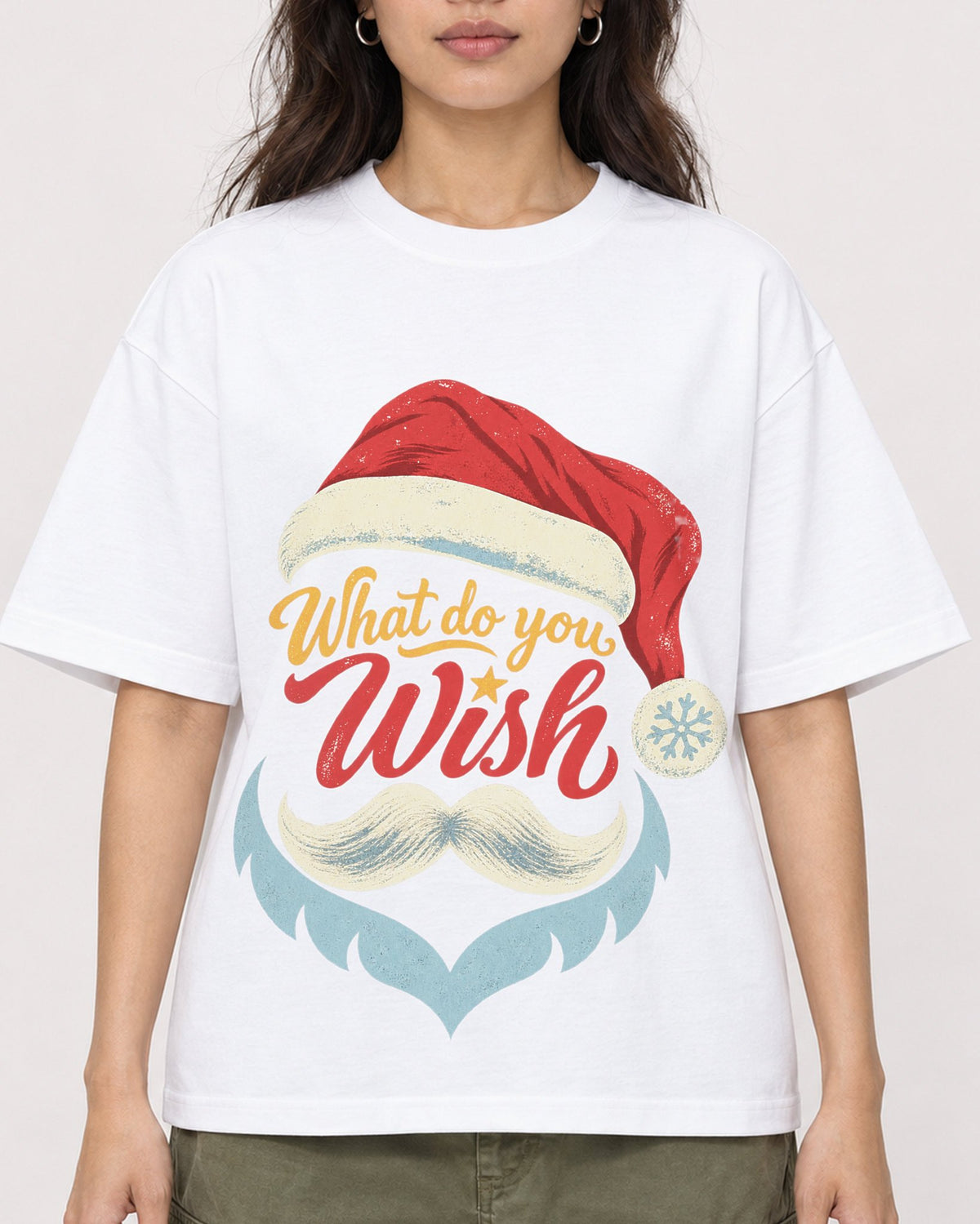 Mockup Boxy Heavyweight Tee White female close-up 02