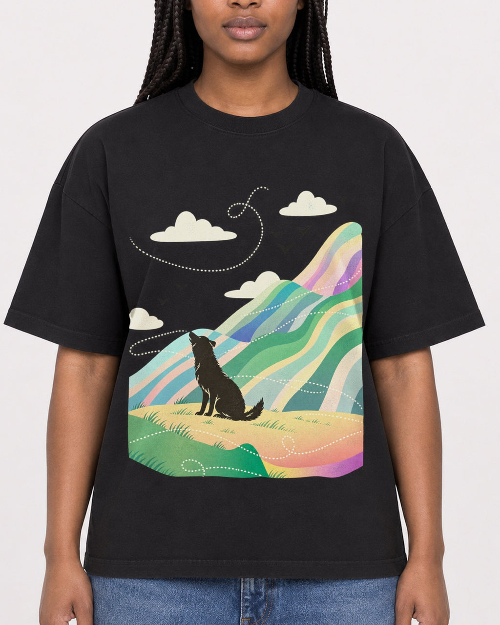 Mockup Boxy Heavyweight Tee Black female close-up 04