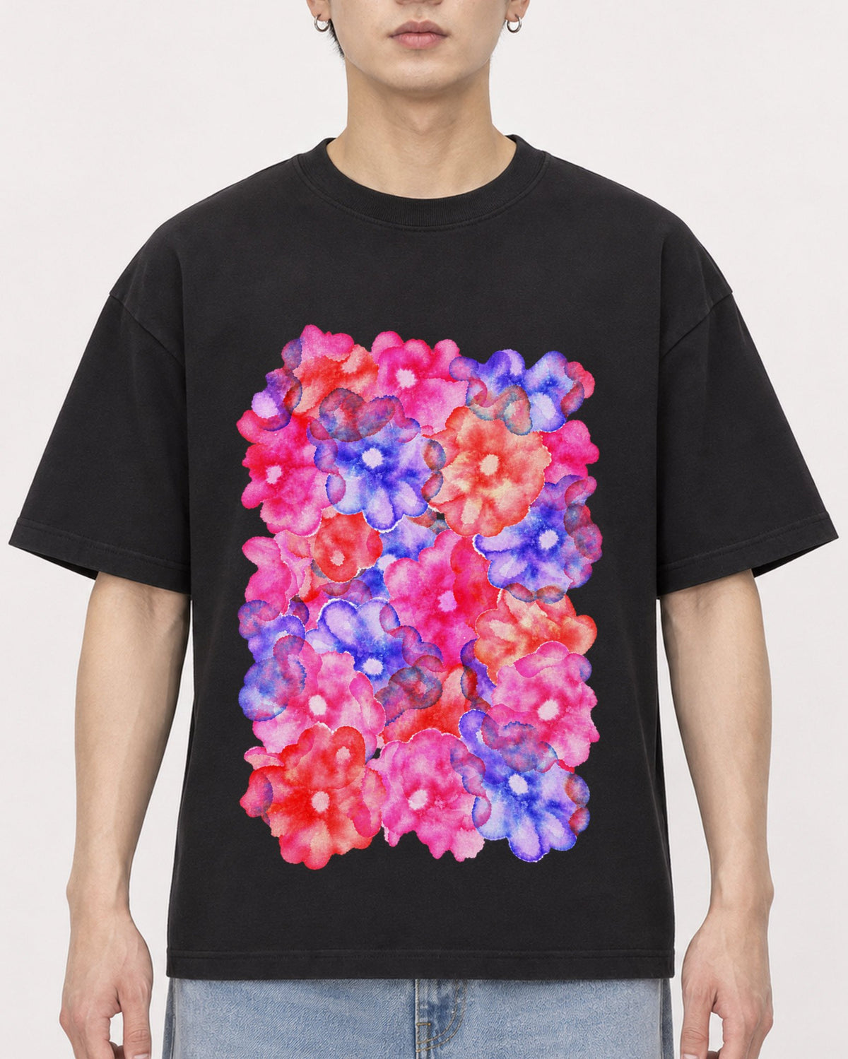 Mockup Boxy Heavyweight Tee Black male close-up 01