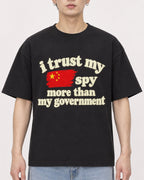 Mockup Boxy Heavyweight Tee Black male close-up 01