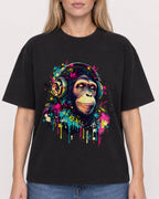 Mockup Boxy Heavyweight Tee Black female close-up 08