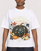 Mockup Boxy Heavyweight Tee White female close-up 34
