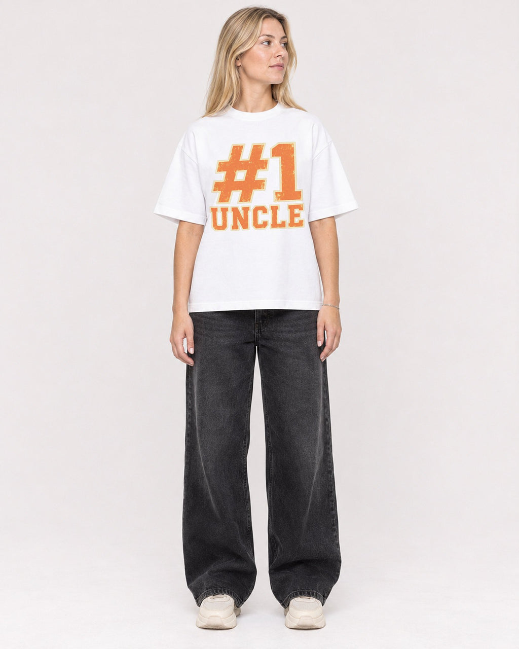 Mockup Boxy Heavyweight Tee White female full-body 08