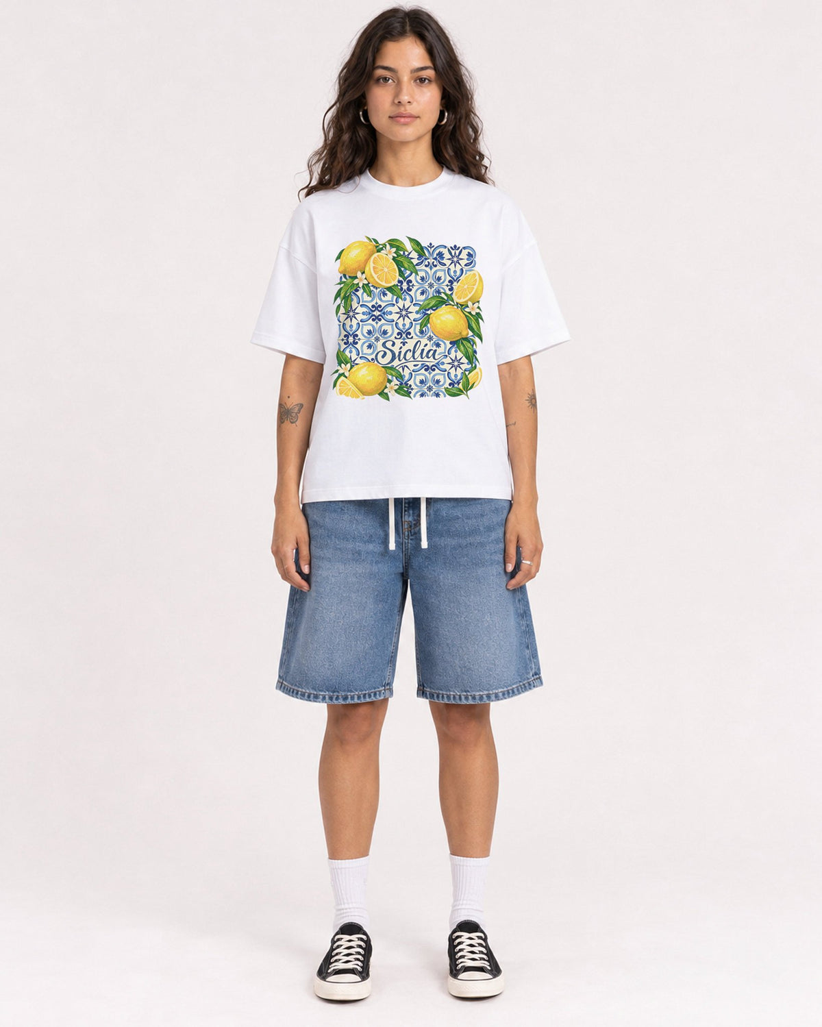 Mockup Boxy Heavyweight Tee White female full-body 06