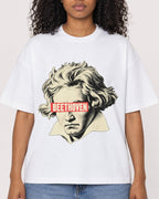 Mockup Boxy Heavyweight Tee White female close-up 05