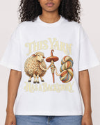 Mockup Boxy Heavyweight Tee White female close-up 05