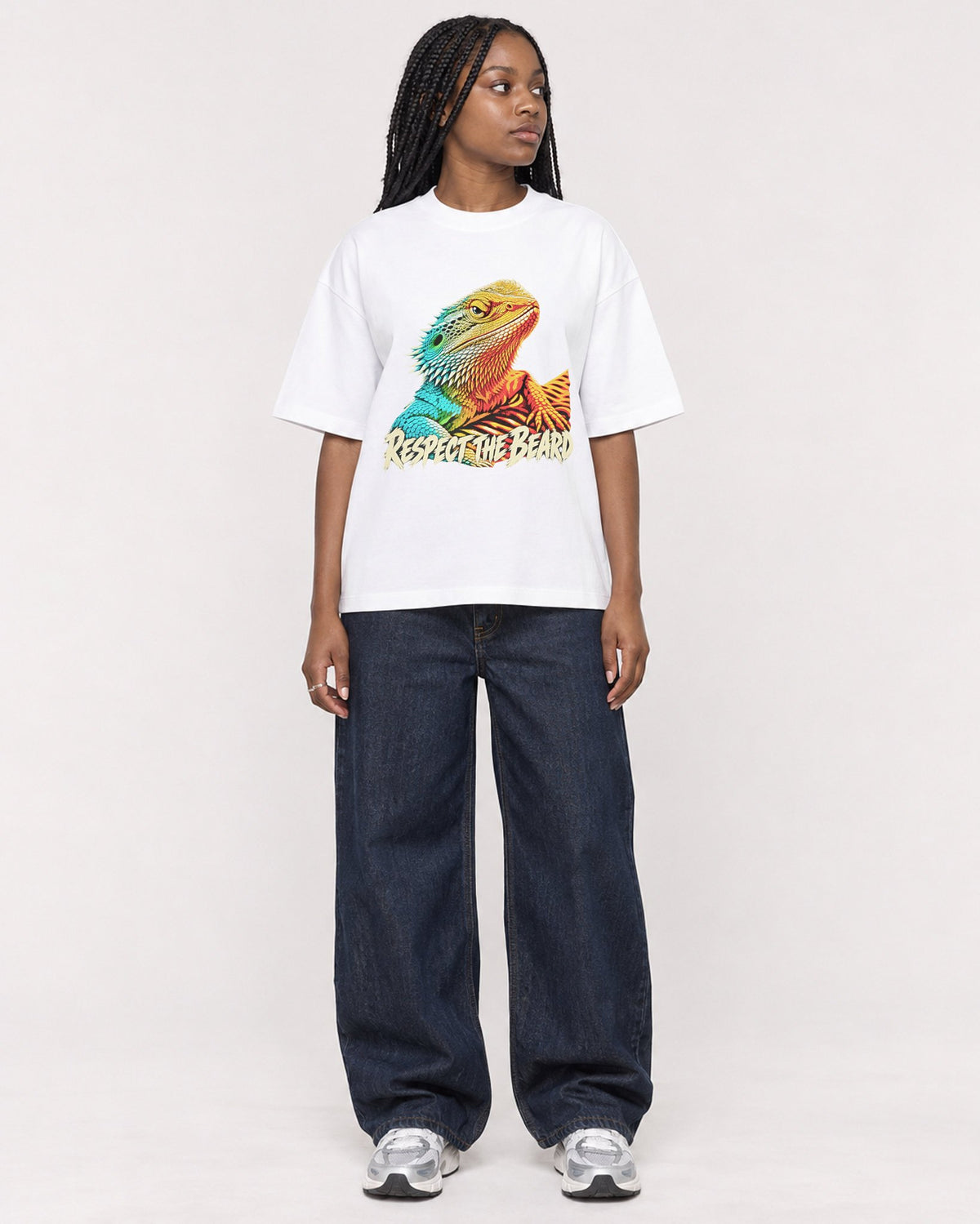 Mockup Boxy Heavyweight Tee White female full-body 04
