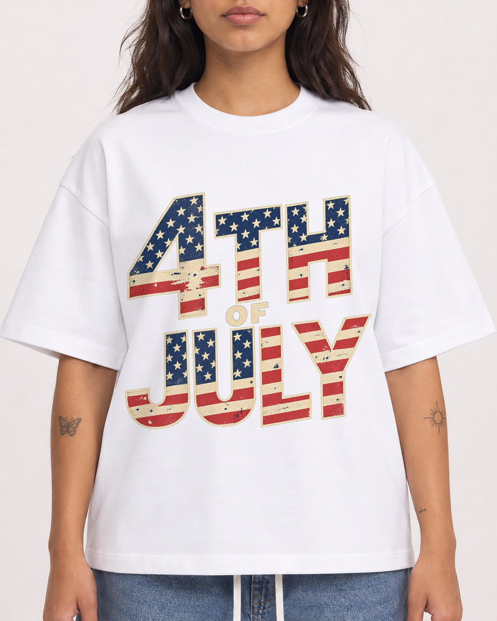 Mockup Boxy Heavyweight Tee White female close-up 06