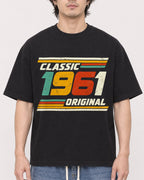 Mockup Boxy Heavyweight Tee Black male close-up 03