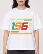 Mockup Boxy Heavyweight Tee White female close-up 03