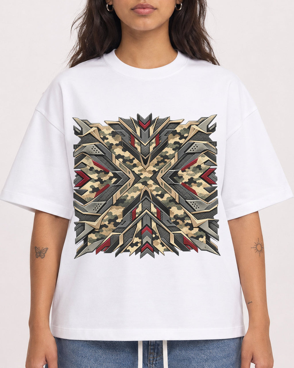 Mockup Boxy Heavyweight Tee White female close-up 06