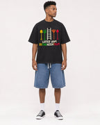 Mockup Boxy Heavyweight Tee Black male full-body 15